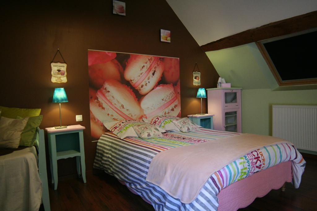 Saint-Germain-de-la-Coudre Chambre D'Hotes Du Domaine De La Haute Poignandiere الغرفة الصورة